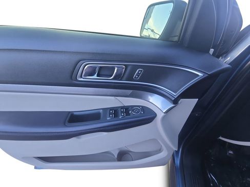 Used 2019 Ford Explorer XLT w/ Equipment Group 201A image 24