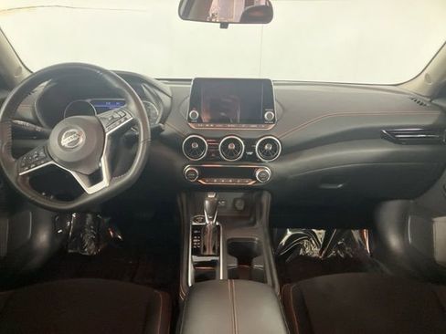 Used 2022 Nissan Sentra SR w/ Trunk Package image 17