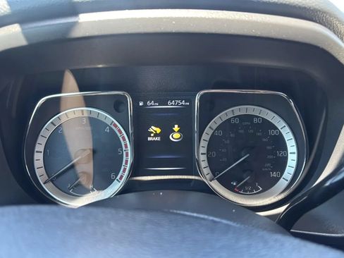 Used 2017 Nissan Titan Platinum Reserve AWD/4WD image 11