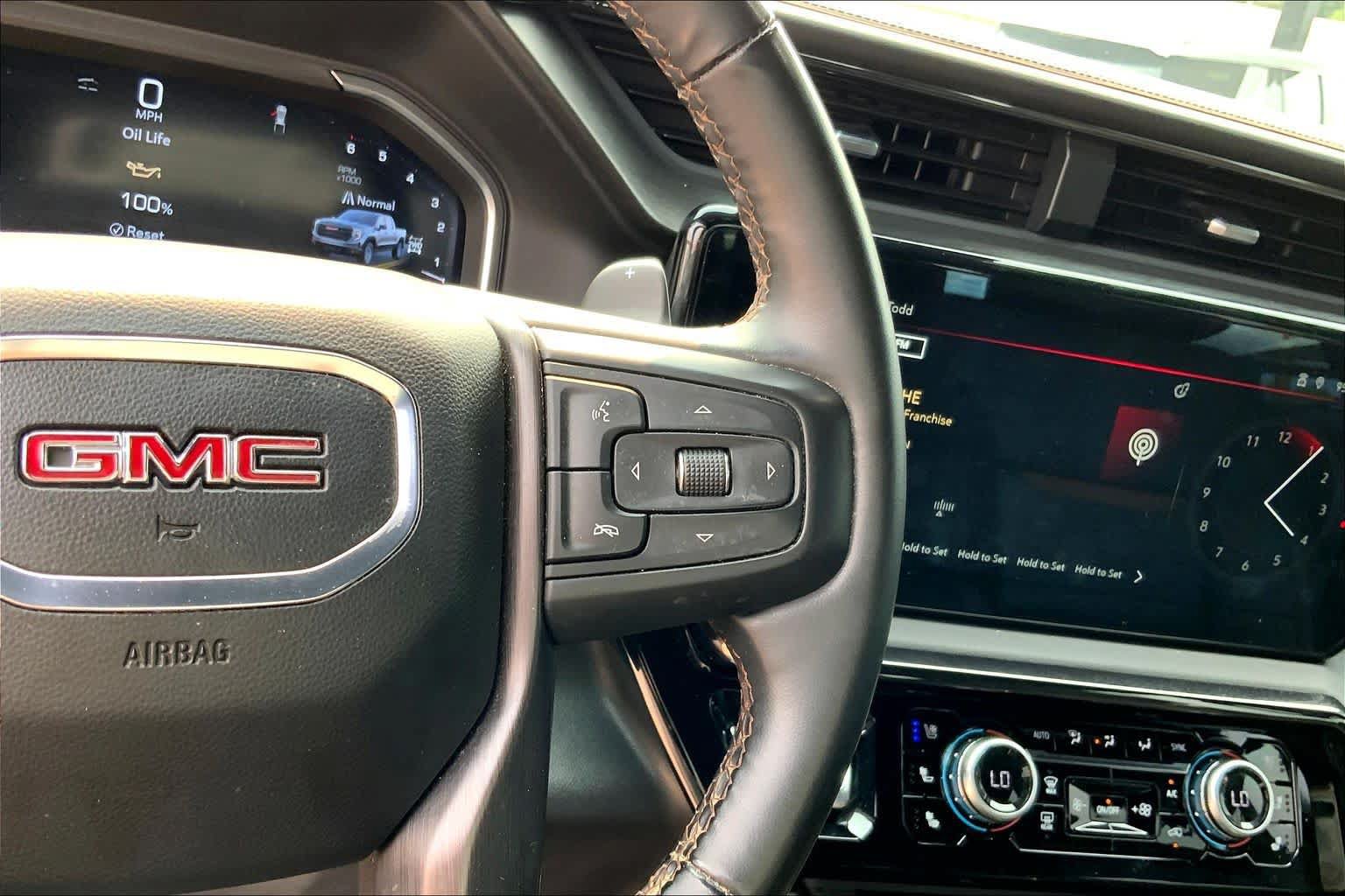 Used 2024 GMC Sierra 1500 AT4 w/ Technology Package AWD/4WD image 24