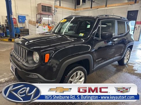 Used 2018 Jeep Renegade Latitude w/ Popular Equipment Group image 1
