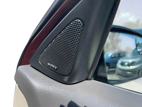 Used 2011 Ford Fusion SEL w/ 301A Rapid Spec Order Code image 19