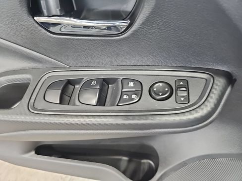 Certified 2025 Nissan Versa SV w/ Trunk Package FWD image 27