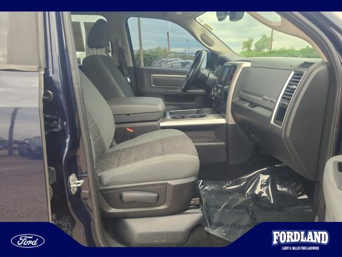 Used 2016 RAM 1500 Big Horn AWD/4WD image 18