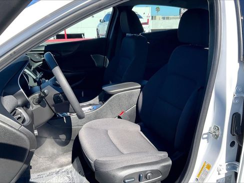 Used 2024 Chevrolet Malibu LT FWD image 23