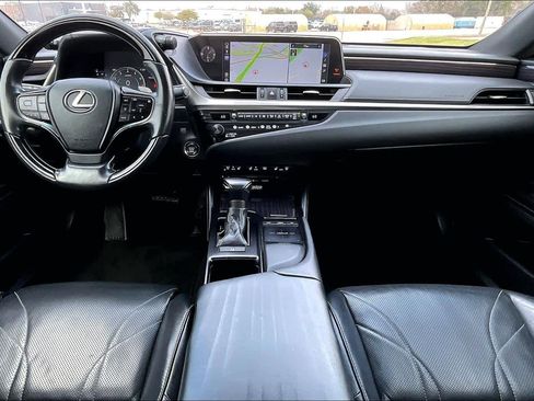 Used 2019 Lexus ES 350 Ultra Luxury w/ Accessory Package 2 image 15