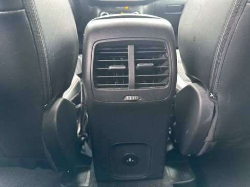 Used 2025 Ford Escape ST-Line Select image 17