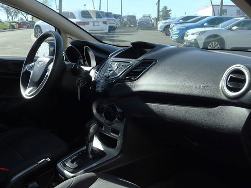 Used 2018 Ford Fiesta SE image 34