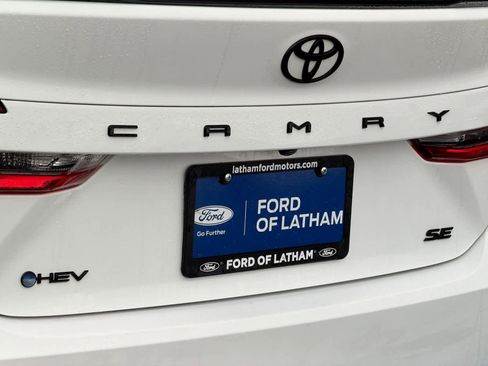 Used 2026 Toyota Camry XLE w/ Convenience Package image 13