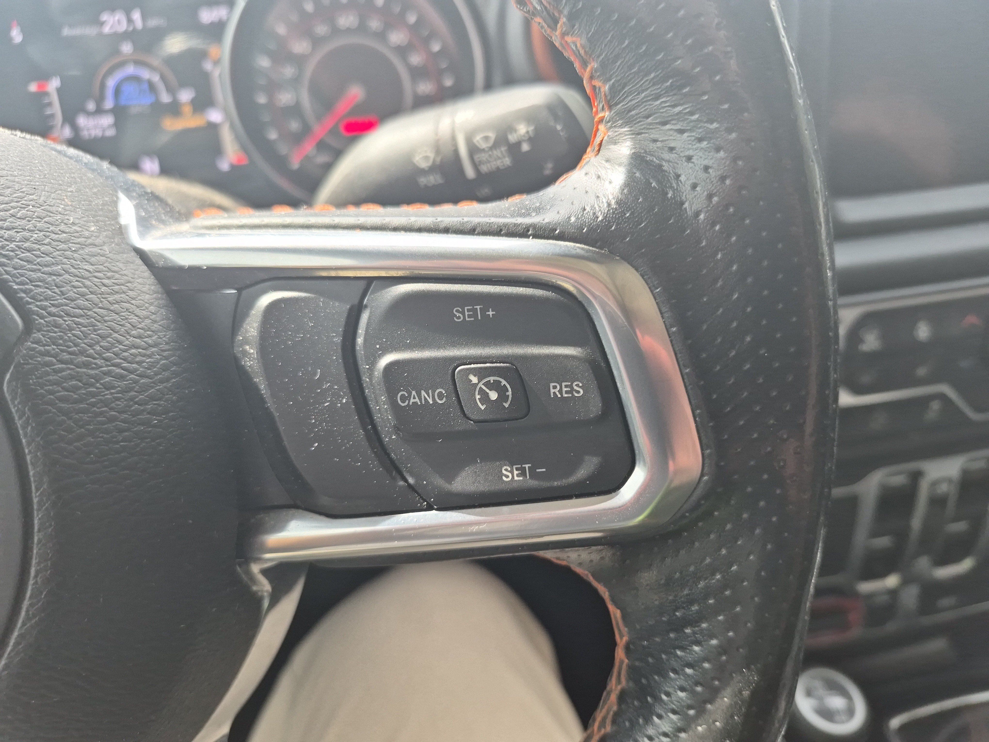 Used 2021 Jeep Gladiator Mojave AWD/4WD image 14