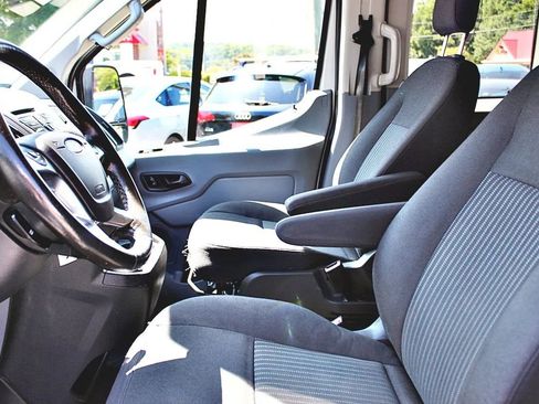 Used 2017 Ford Transit 350 XLT image 10