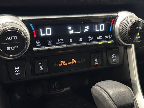 Used 2025 Toyota RAV4 XLE w/ Convenience Package AWD/4WD image 29