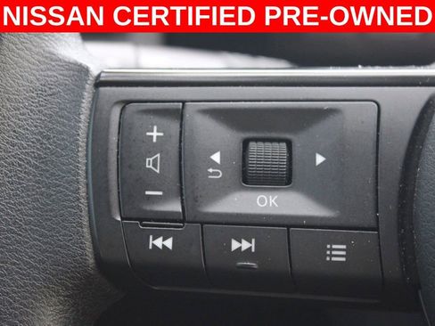 Certified 2025 Nissan Kicks S image 26