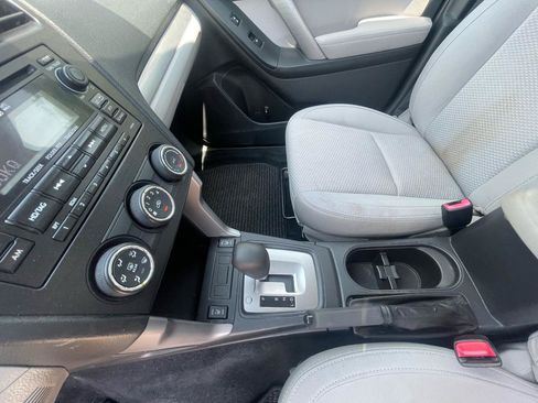 Used 2015 Subaru Forester 2.5i Premium w/ All-Weather Package AWD/4WD image 15