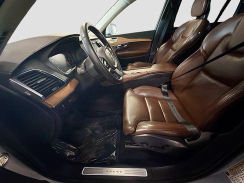 Used 2018 Volvo XC90 T6 Inscription w/ Convenience Package AWD/4WD image 13