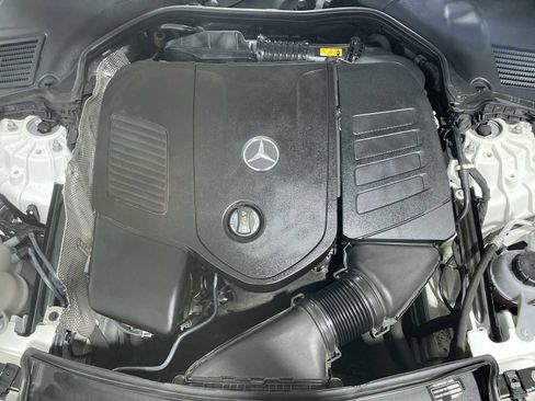 Used 2023 Mercedes-Benz C 300 Sedan image 9