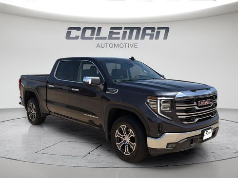 Used 2025 GMC Sierra 1500 SLT AWD/4WD image 7