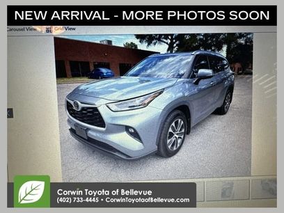 Used 2021 Toyota Highlander XLE