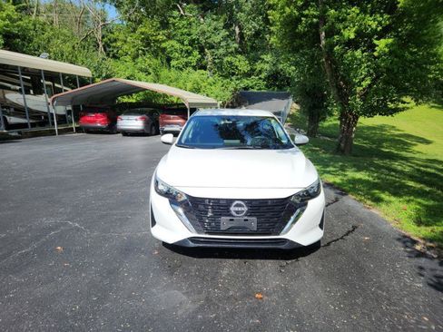 Used 2024 Nissan Sentra S FWD image 4
