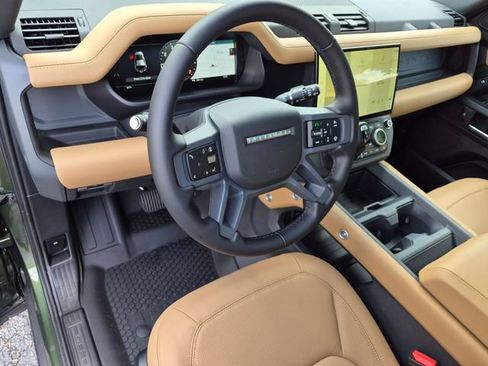 New 2026 Land Rover Defender 110 X-Dynamic SE AWD/4WD image 9