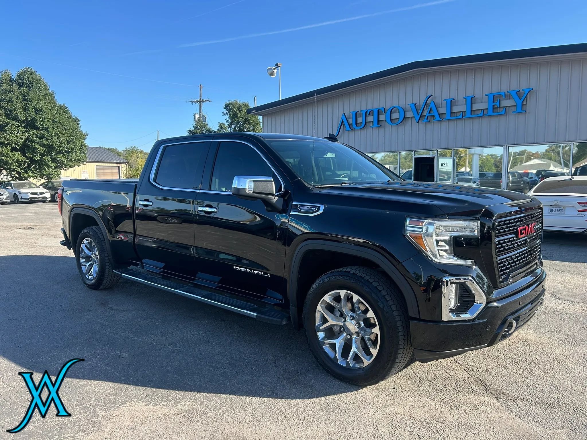 Used 2019 GMC Sierra 1500 Denali AWD/4WD image 1