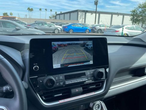 Used 2025 Toyota Grand Highlander FWD image 25