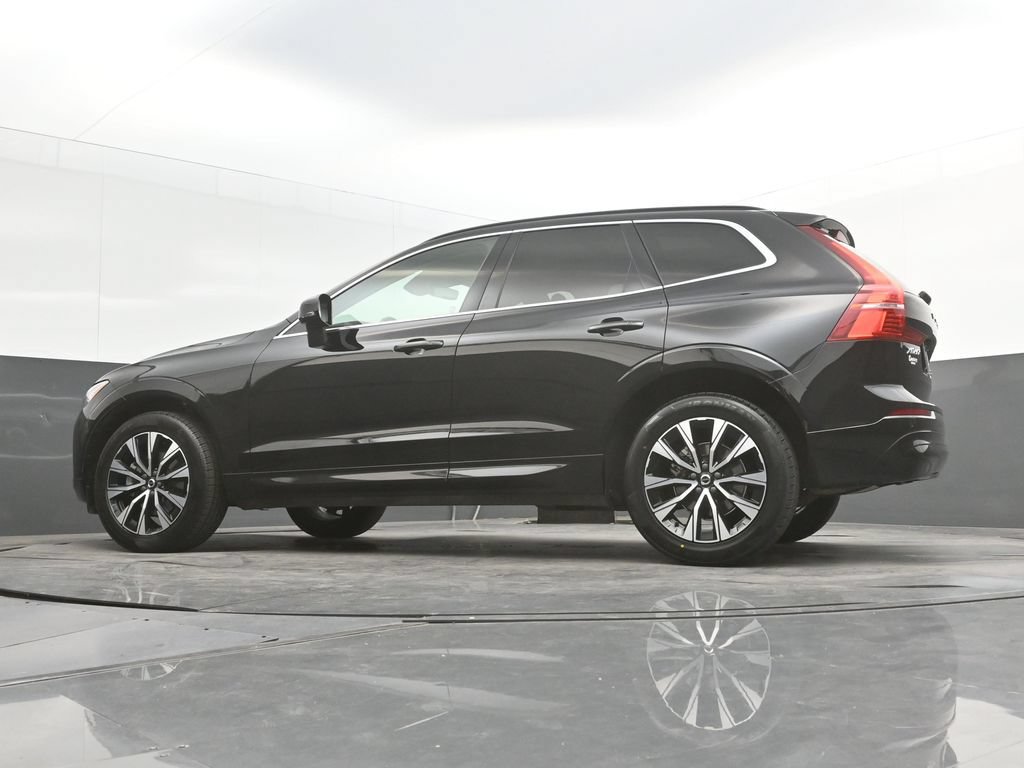 Used 2023 Volvo XC60 B5 Core w/ Climate Package FWD image 31