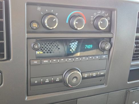 Used 2024 Chevrolet Express 2500 w/ Driver Convenience Package RWD image 18