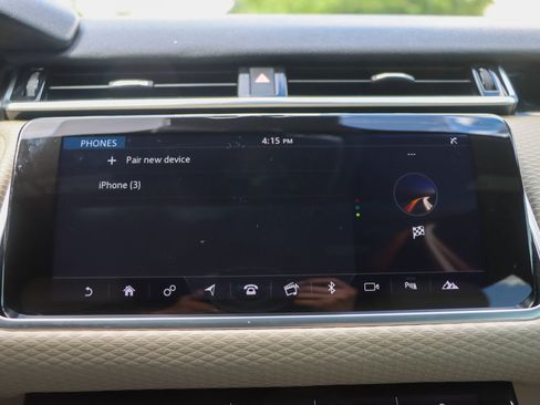 Used 2020 Land Rover Range Rover Velar R-Dynamic S AWD/4WD image 35