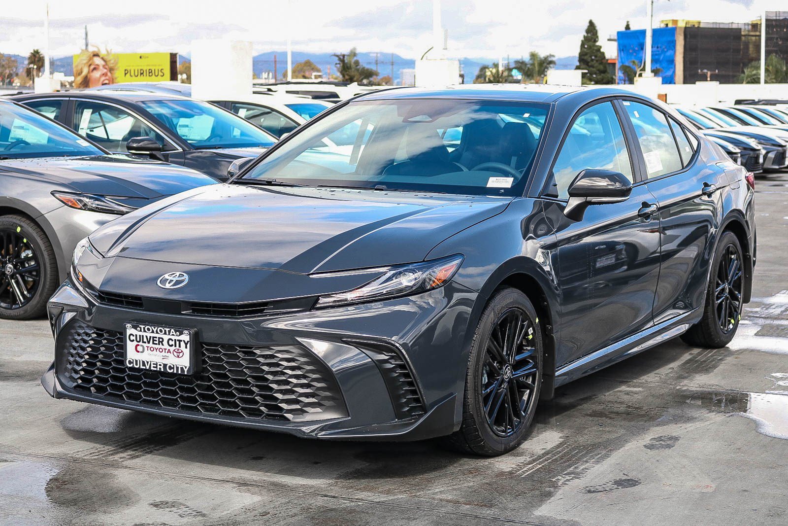 New 2026 Toyota Camry SE FWD image 3