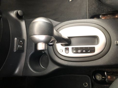 Used 2017 Nissan Versa Note SV FWD image 20