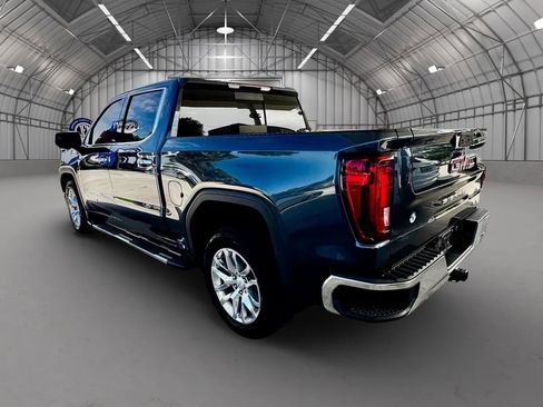 Used 2021 GMC Sierra 1500 SLT w/ SLT Premium Package RWD image 5