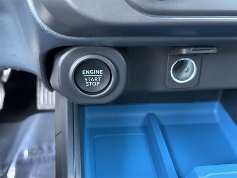 New 2025 Ford Maverick XLT w/ XLT Luxury Package image 18