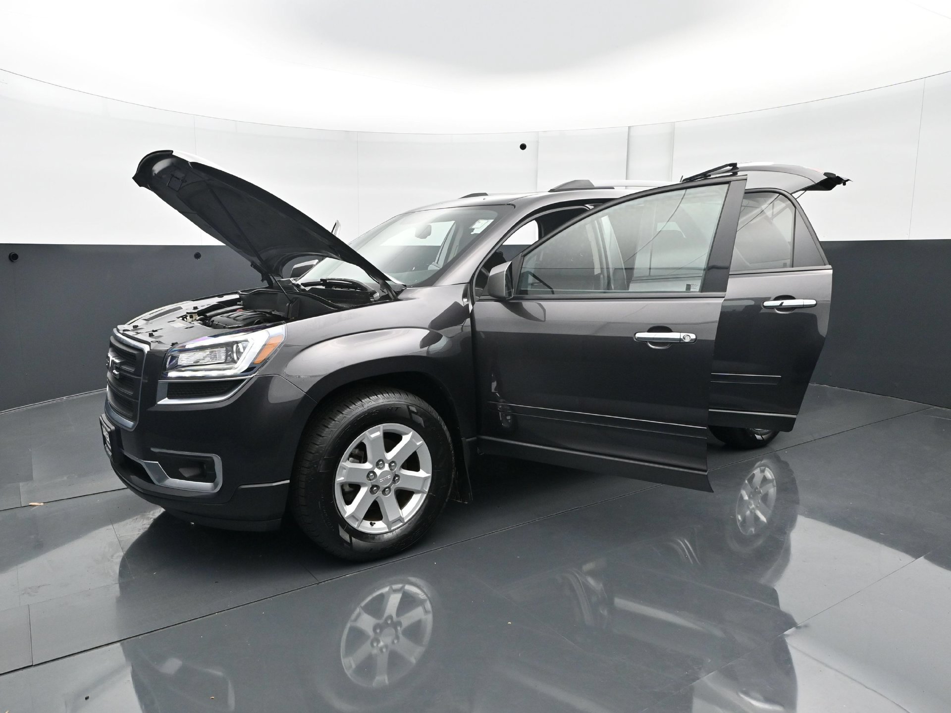 Used 2015 GMC Acadia SLE AWD/4WD image 28