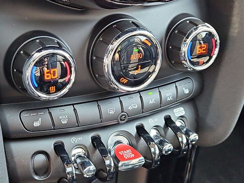 Used 2024 MINI Cooper S FWD image 16