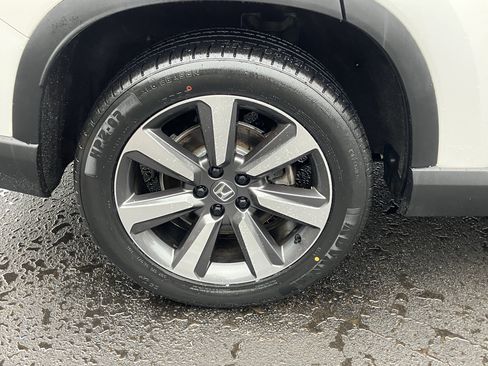 Certified 2023 Honda Pilot Elite image 13
