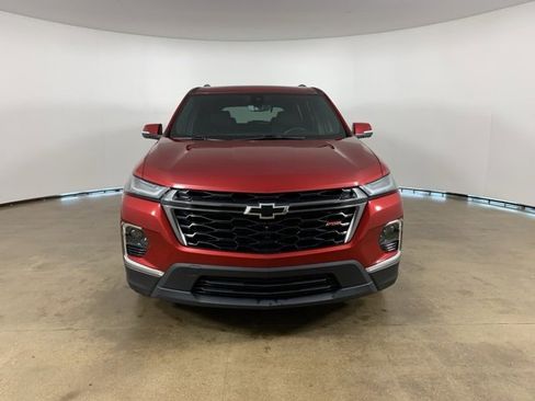 Used 2023 Chevrolet Traverse RS image 2