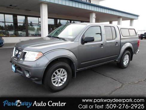 Used 2016 Nissan Frontier SV image 1