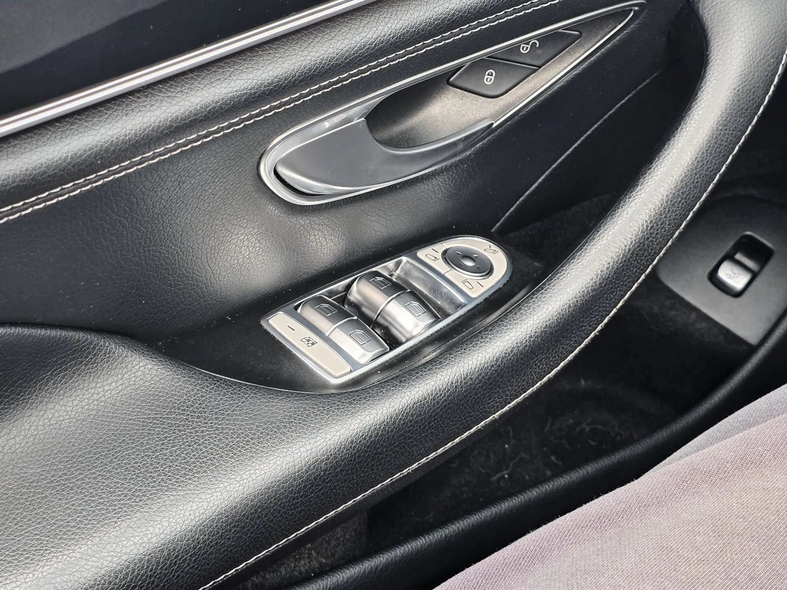 Used 2019 Mercedes-Benz AMG GT 53 image 31