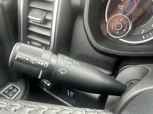 Used 2024 RAM 2500 Big Horn w/ Bed Utility Group image 20