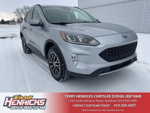 Used 2021 Ford Escape SEL image 1