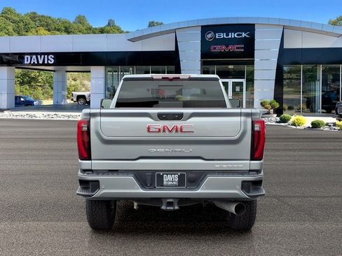 Used 2024 GMC Sierra 3500 Denali AWD/4WD image 5