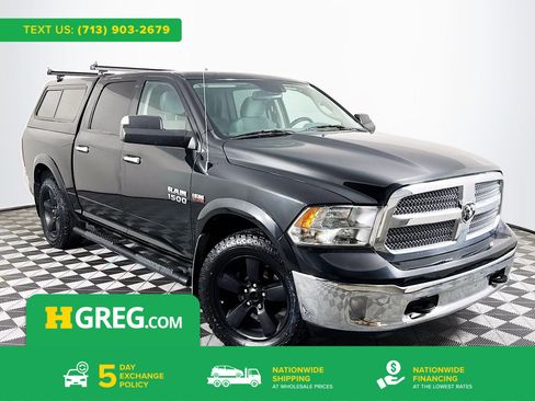 Used 2018 RAM 1500 SLT image 1