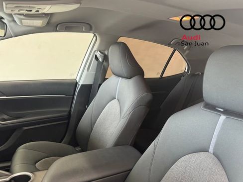 Used 2022 Toyota Camry LE image 5