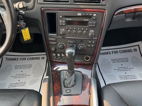 Used 2007 Volvo XC70 AWD/4WD image 16