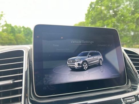 Used 2018 Mercedes-Benz GLS 450 4MATIC image 43