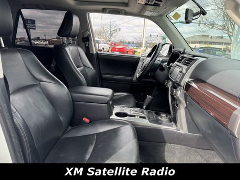 Used 2015 Toyota 4Runner Limited image 4