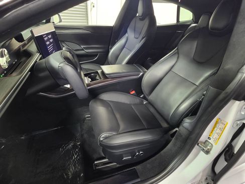 Used 2023 Tesla Model S Standard Range image 10