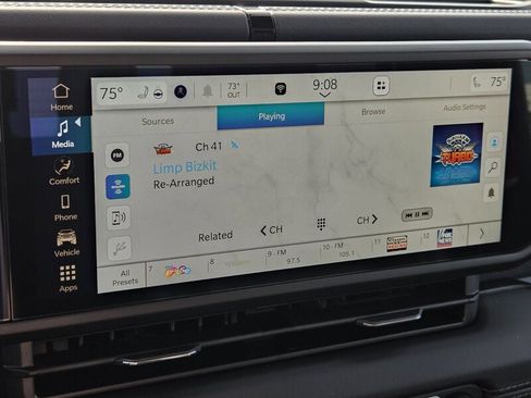 Certified 2025 Jeep Gladiator Rubicon w/ Convenience Group image 19