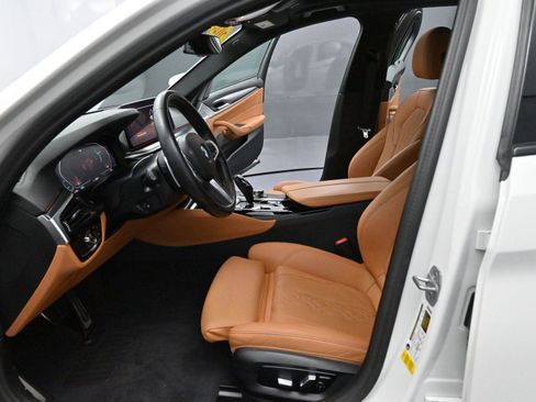 Used 2023 BMW 540i w/ M Sport Package image 13